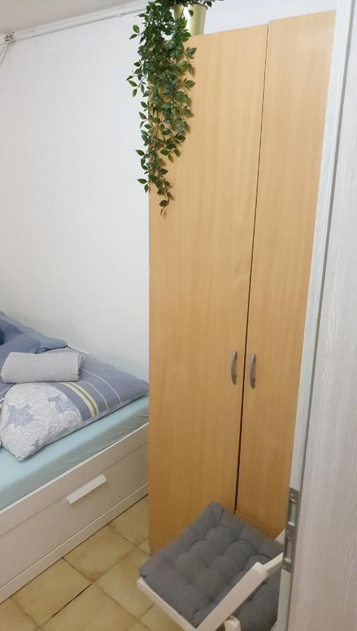 Moderne Einliegerwohnung Amara - Friedrichshafen Am Bodensee Exterior foto